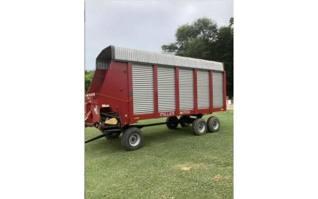 2009 Miller Pro 5300-18F Silage Wagon For Sale In Olar, South Carolina 29843