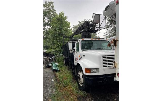 2000 Intentional 4700 Grapple Truck For Sale In White Plains, New York 10603