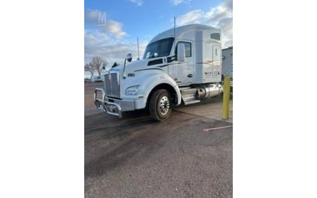 2019 Kenworth T880 Semi Tractor For sale in Sioux Falls, South Dakota 57108