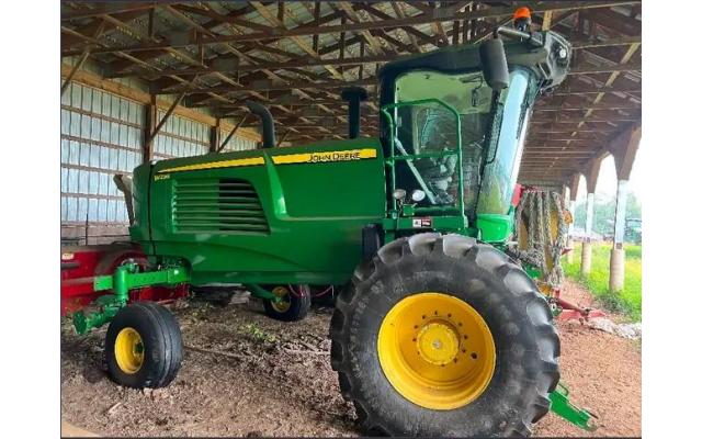 2014 John Deere W235 Swather With 635D Header For Sale in Swan River, MB Canada R0L1Z0