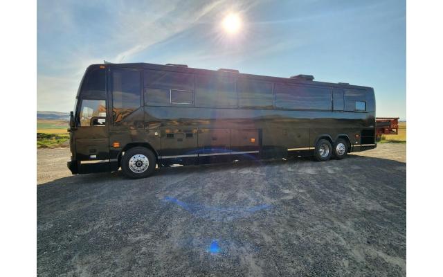 1999 Prevost H3 45 Entertainer Bus For Sale In Nashville, Tennessee