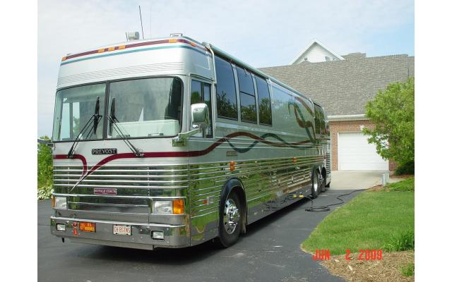 1995 Prevost LeMirage XL40 Bus Conversion For Sale In Green Bay, Wisconsin 54311